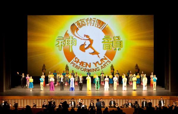 日本東京旅遊首選！伊豆半島的山城溫泉會館，為日本伊豆頗具盛名百年日本溫泉旅宿