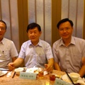 兩位優秀的博士學生，也都空軍氣象聯隊前聯隊長。林X恩、楊X權。