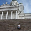 芬蘭赫爾辛基最具代表性的地標-上議院廣場
雪白外牆與綠色屋頂相輝映的大教堂