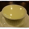 薑汁撞奶百分百成功秘技-->http://www.christinesrecipes.com/2008/07/ginger-milk-curd-dessert.html
