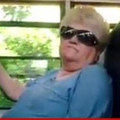 凱倫奶奶在巴士