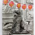 第二名 唐珮慈/臺北市博愛國小	威武的石獅子
僅用簡單的灰色調呈現立體感，用色得宜，以金色、紅色呈現主題，有畫龍點睛之效。