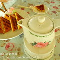 鬆餅 + 菊花枸杞茶