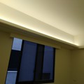 天花板（Ceiling），平釘。冷氣包管，窗簾盒、間接照明