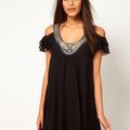 http://www.wardrobesecret.com