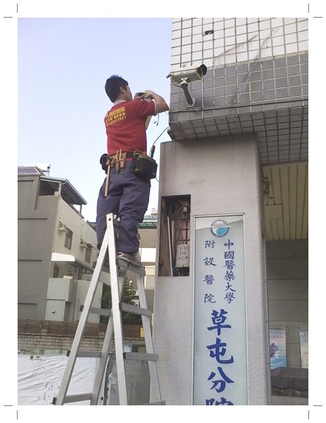 南投縣草屯鎮醫院監視器安裝工程,台中監視器廠商,南投監視器廠商,台中監視器專賣店,彰化監視器店家,AHD 八路(高清)Hybrid網路型監控攝影主機