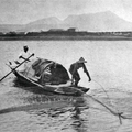 1930 年代淡水河遠望觀音山