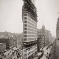 興建中的紐約熨斗大廈 (1902)