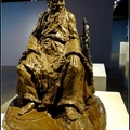 1982 獲法國藝術家沙龍雕塑銀牌獎 高美館典藏