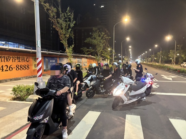 社群揪重劃區深夜聚集競速 壢警快打部隊區域聯防開罰