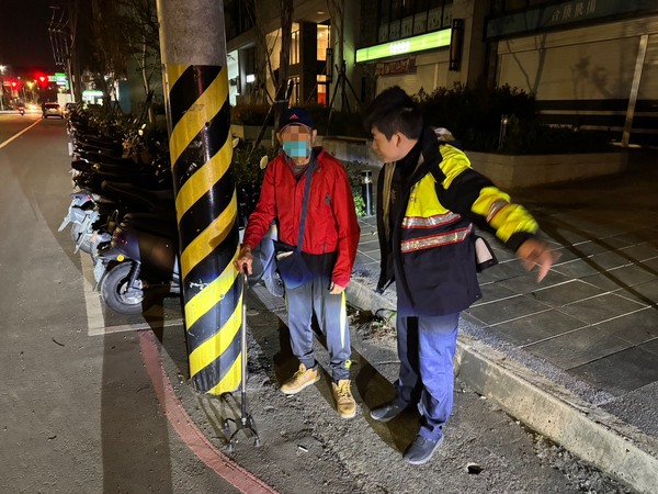 楊梅、中壢警民聯手 助兩高齡長者平安歸家