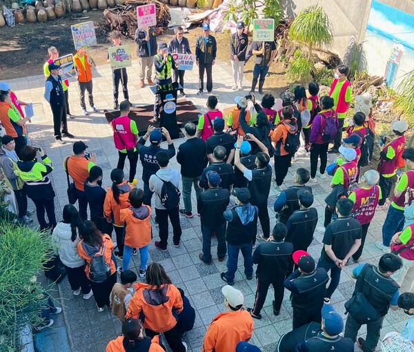 敏盛醫療50週年攜手楊梅民防中隊　打造「客家永續」示範淨灘