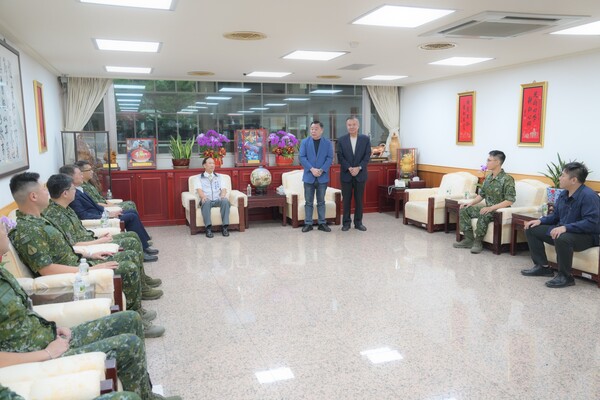 桃園市議會秋節勞軍 感謝國軍守護家園