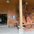 中山堂室外的木雕
