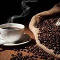 咖啡豆與咖啡飲料