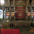 佛牙寺的佛堂