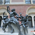 博物館大庭的雕塑