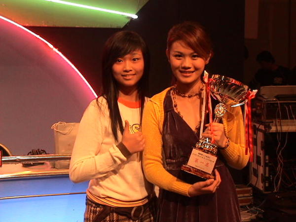 2013/05/11明日之星的客座教授~朱海君,在友台歌唱比賽榮獲年度總冠軍後